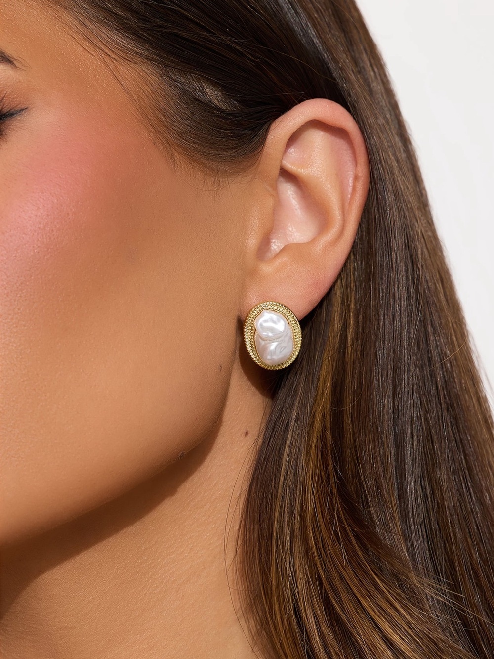 Gold Oval Pearl Stud Earrings Women